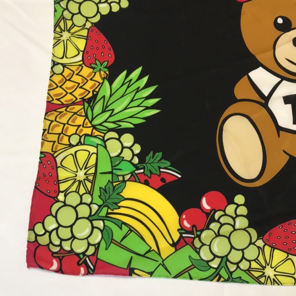 Moschino Toy Bear Fruit Scarf 100% Silk Made in Italy 26”x25” NWT - Picture 3 of 9